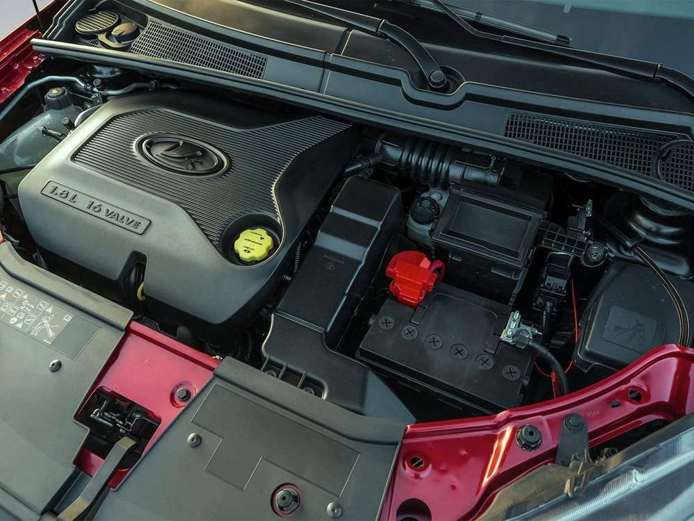 Lada Xray - фото №16