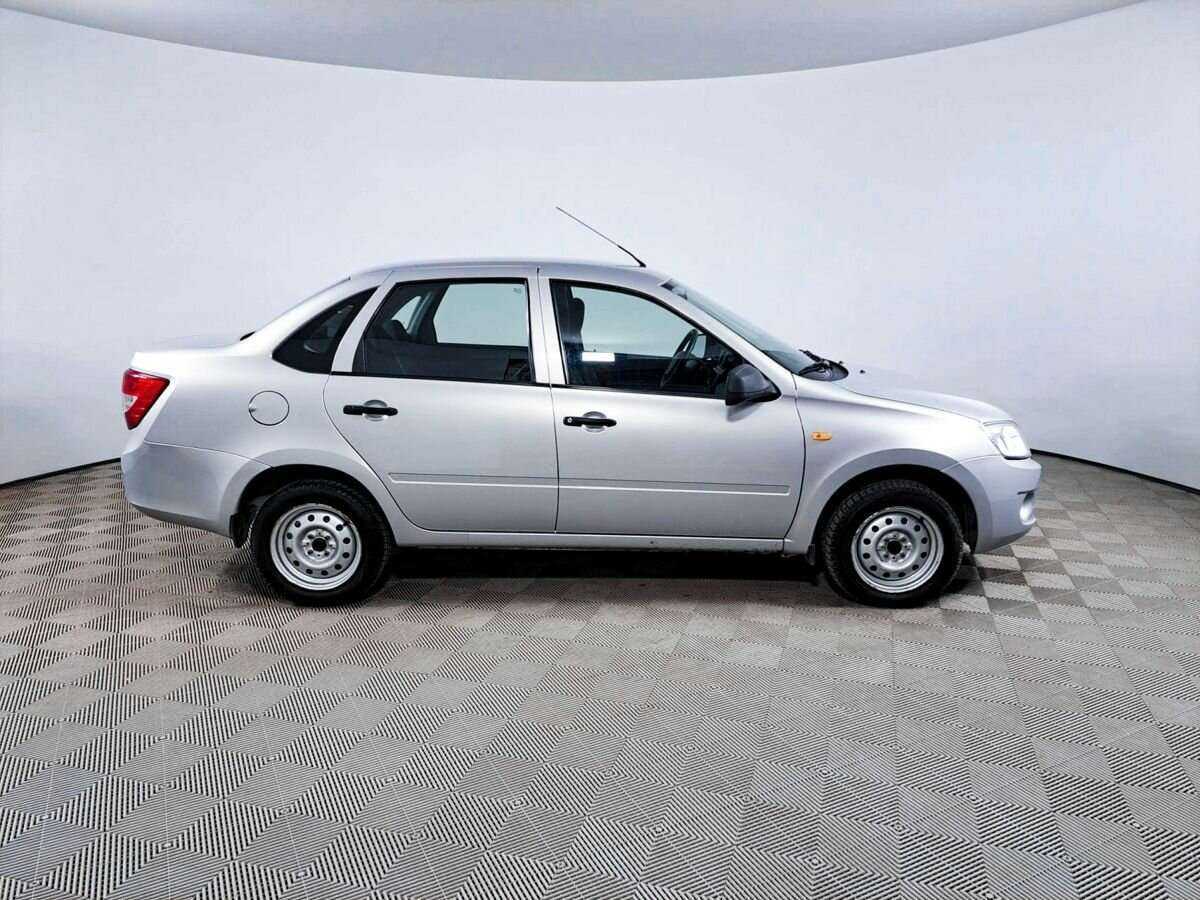 Lada (ВАЗ) Granta, 2013 - фото №4