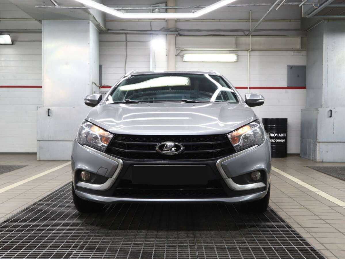 Lada (ВАЗ) Vesta SW, 2020 - фото №2